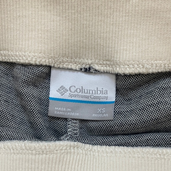 Columbia Women’s Active Fit Leggings - Black and Cream - Picture 5 of 7